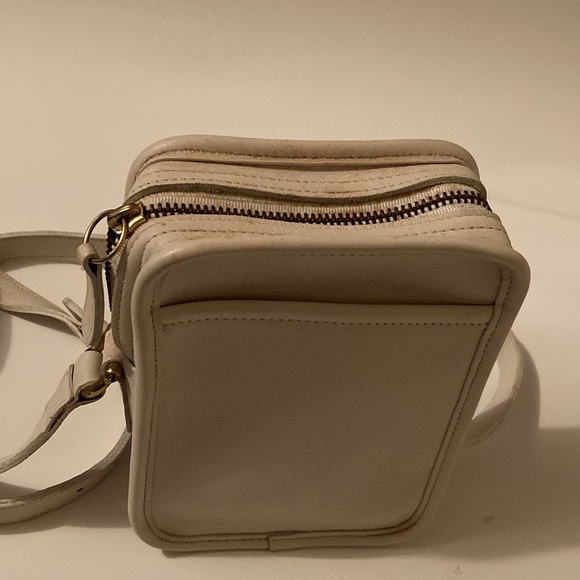 Vintage Coach 9973 Classic Kit Camera Crossbody Bag  US Made Mid 1990's - Picture 4 of 12